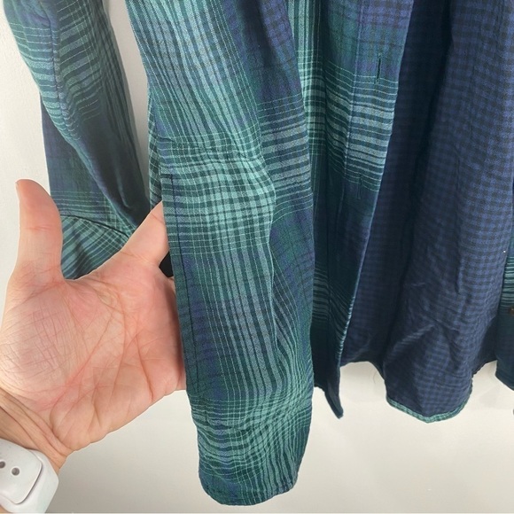 J. Jill 100% Rayon Full Button Up Down Plaid‎ Flannel Shirt Blouse Green Size XS - Picture 4 of 6